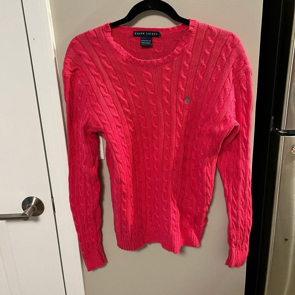 Gently used Ralph Lauren pullover sweater. Size Medium